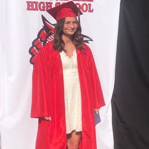 Meet your Posher, Faith